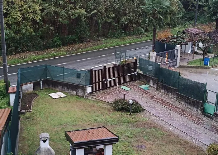 Pensjonat La Luna Nel Pozzo 3*